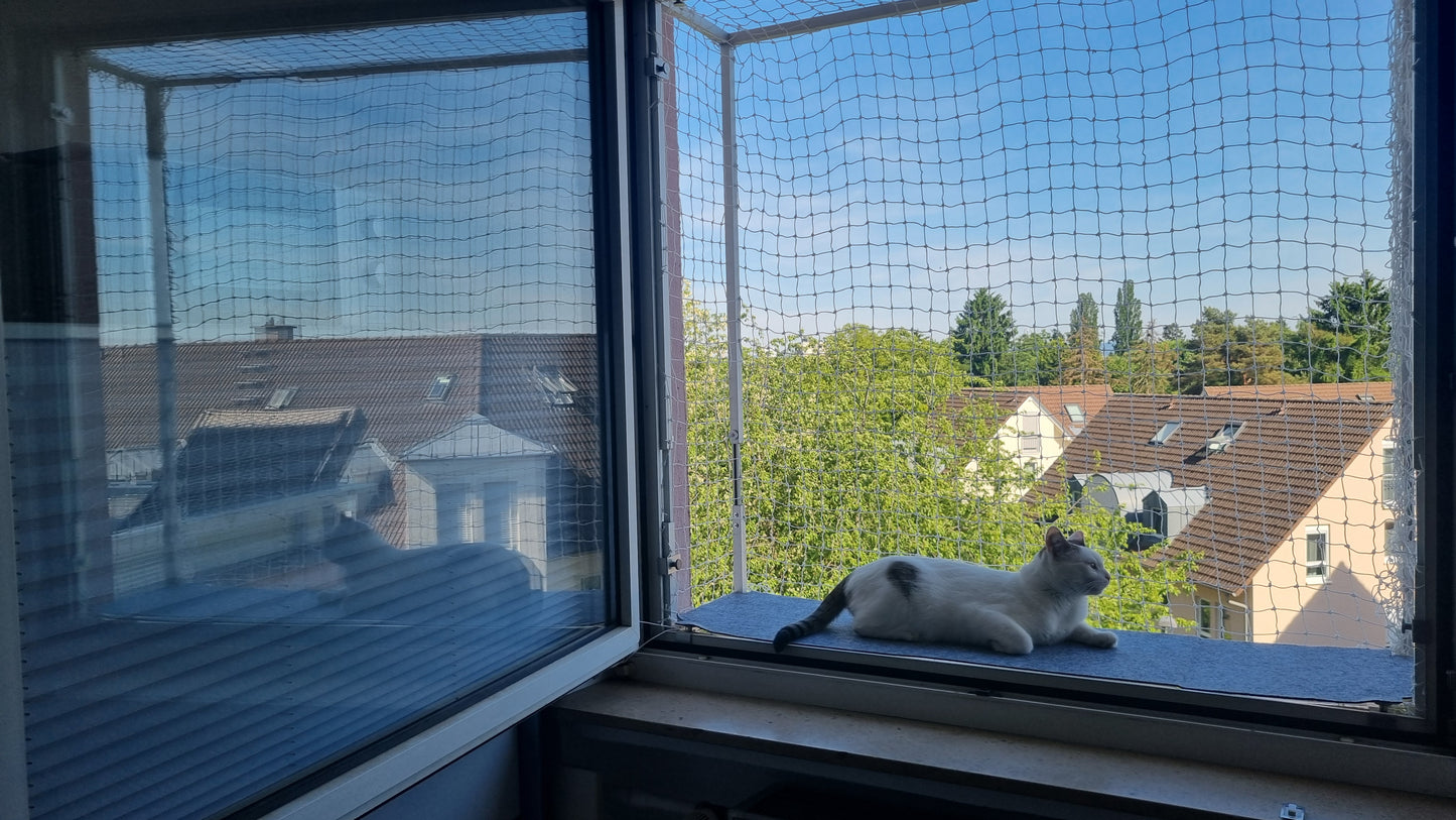 Verstellbarer Katzenbalkon für Fensteröffnungen